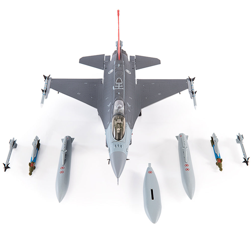 General Dynamics F-16D Fighting Falcon Republic of Singapore Air Force Diecast 1:72 Scale Model - JC Wings JCW-72-F16-015
