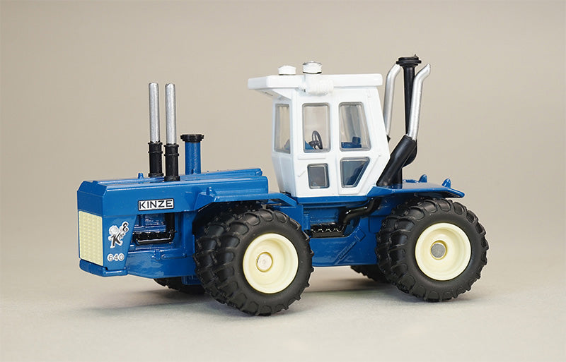 Kinze Big Blue 640 4WD Articularing Tractor w/ Duals Diecast 1:64 Scale Model - SpecCast KZE1330