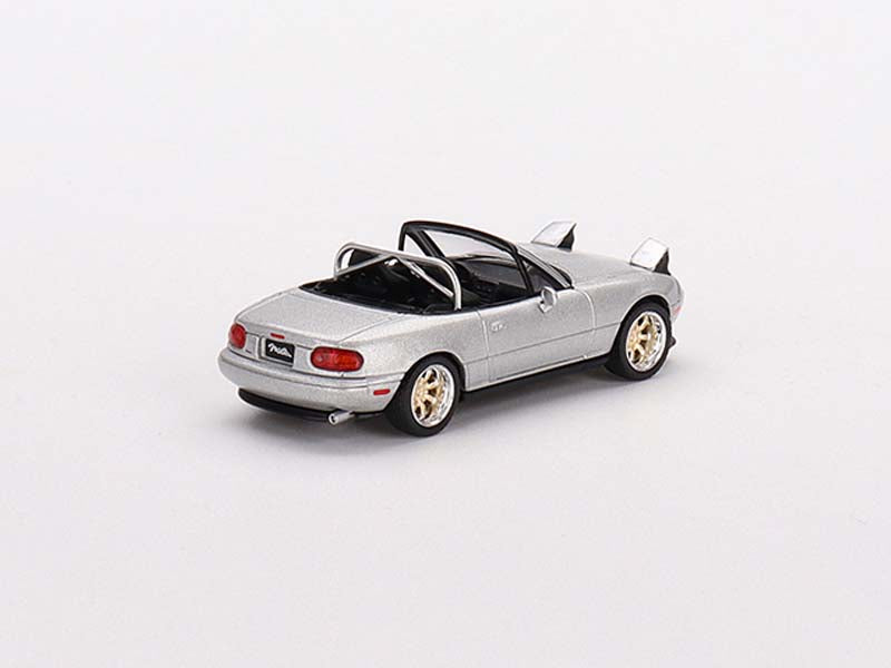 CHASE Mazda Miata MX-5 (NA) Tuned Version - Silver Stone Metallic Silver (Mini GT) Diecast 1:64 Scale Model - TSM MGT00407