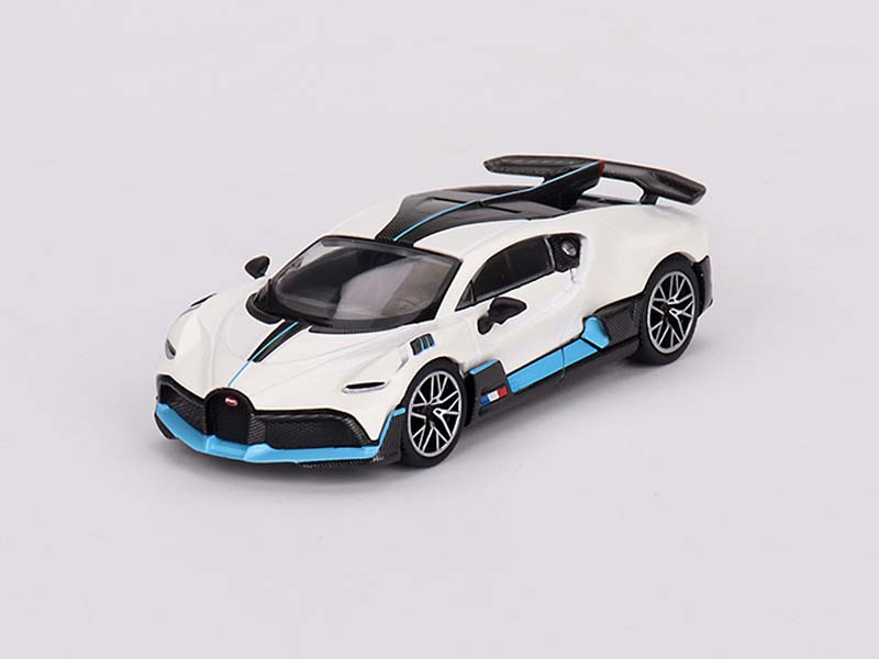 PRE-ORDER Bugatti Divo – White (Mini GT) Diecast 1:64 Scale Model - TSM MGT00661