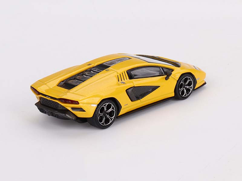 PRE-ORDER Lamborghini Countach LPI 800-4 New Giallo Orion – Mijo Exclusives (Mini GT) Diecast 1:64 Scale Model - TSM MGT00733