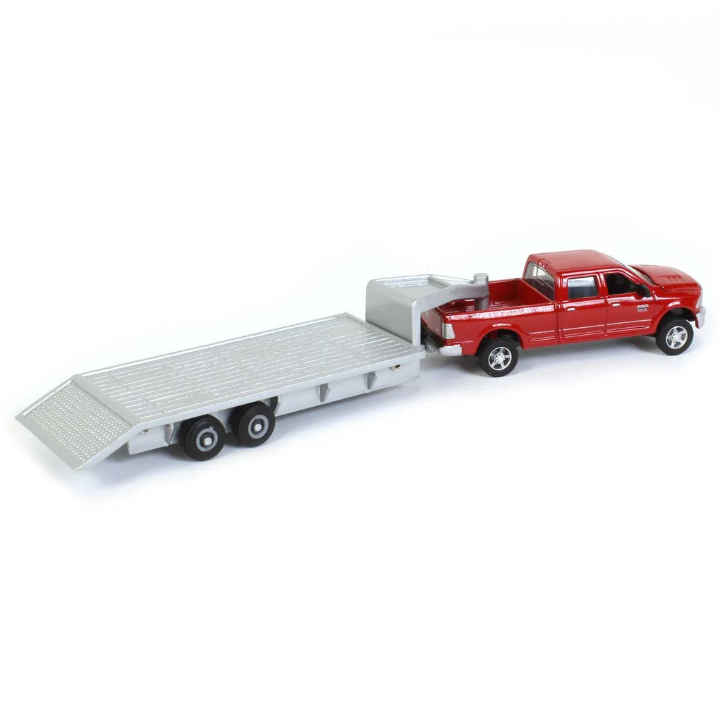 Dodge RAM Pickup Truck w/ Gooseneck Trailer & Bales Diecast 1:64 Scale Model - ERTL ZFN14855