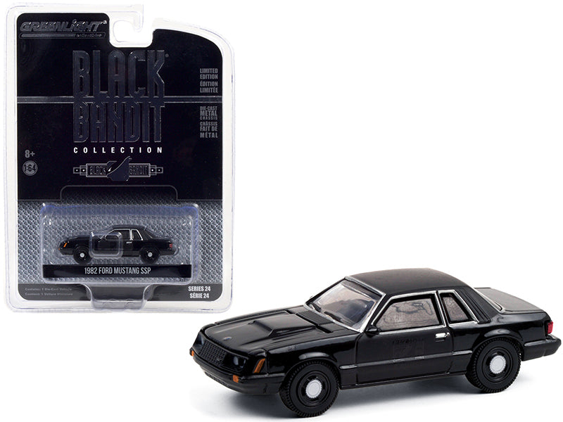 CHASE 1982 Ford Mustang SSP "Black Bandit Police" "Black Bandit" Series 24 Diecast 1:64 Model Car - Greenlight - 28050B
