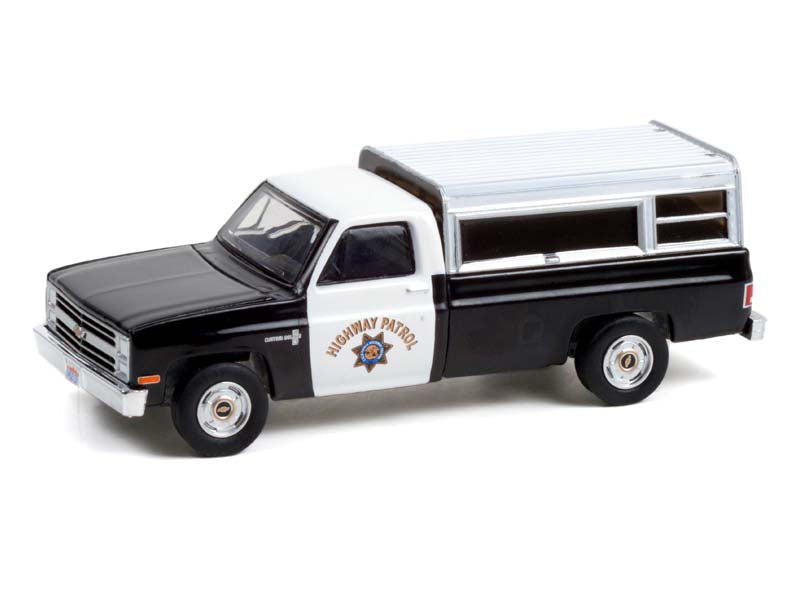 CHASE 1987 Chevrolet C-10 - California Highway Patrol (Hobby Exclusive) Diecast 1:64 Scale Model - Greenlight 30294