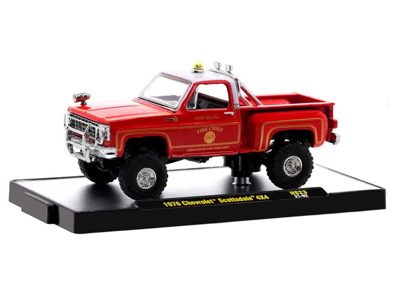 1976 Chevrolet Scottdale 4x4 Fire Chief (Hobby Exclusive) Diecast 1:64 Scale Model Car - M2 Machines 31500-HS23