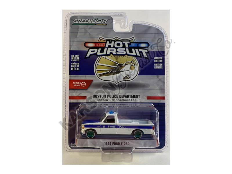 CHASE 1995 Ford F-250 - Boston Police Department - Boston Massachusetts (Hot Pursuit) Series 40 Diecast 1:64 Scale Model Truck - Greenlight 42980C