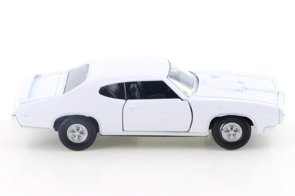 1969 Pontiac GTO White 4.5" Diecast Model Pull Back - Welly - 43714WH