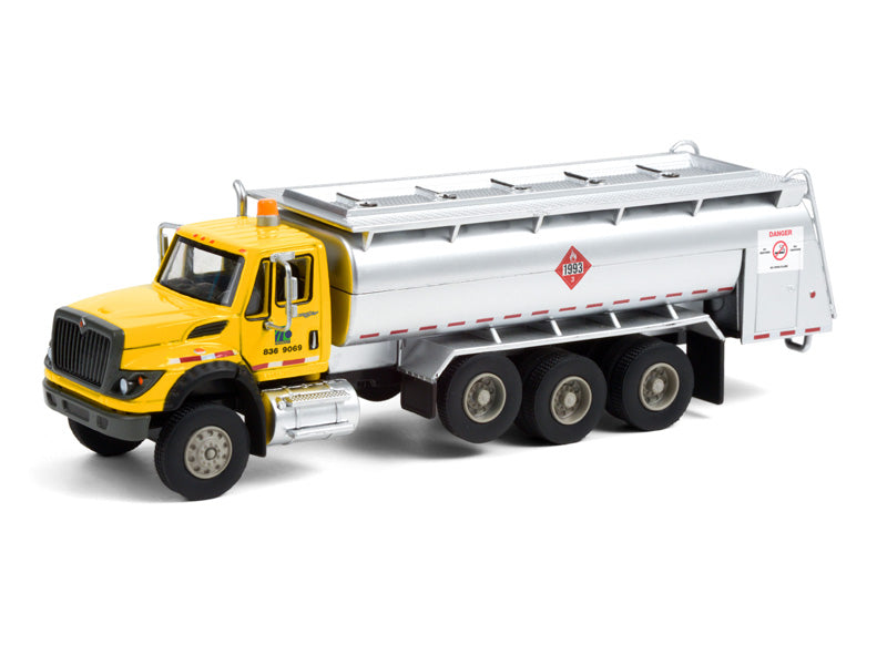 2018 International WorkStar Tanker Truck - Pennsylvania Department of Transportation (S.D. Trucks) Series 12 Diecast 1:64 Model - Greenlight 45120A