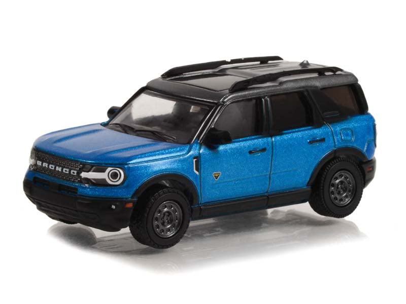 2022 Ford Bronco Sport Badlands - Velocity Blue Metallic (Showroom Floor) Series 1 Diecast 1:64 Scale Model Car - Greenlight 68010C