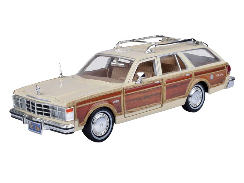 1979 Chrysler Lebaron Town & Country - Beige (Timeless Legends) Diecast 1:24 Scale Model - Motormax 73331BEI