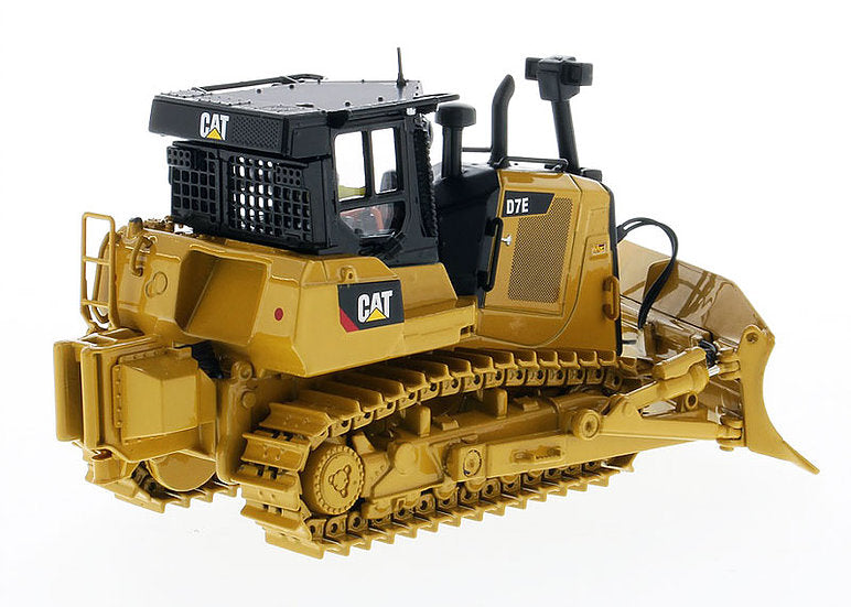 CAT Caterpillar D7E Track Type Tractor Dozer in Pipeline Configuration w/ Operator (High Line Series) 1:50 Scale Model - Diecast Masters 85555