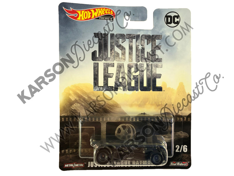 Justice League Batmobile Retro Entertainment - DC Cinematic Vehicle Assortment 1:64 Scale Diecast - Hotwheels - DMC55-956L